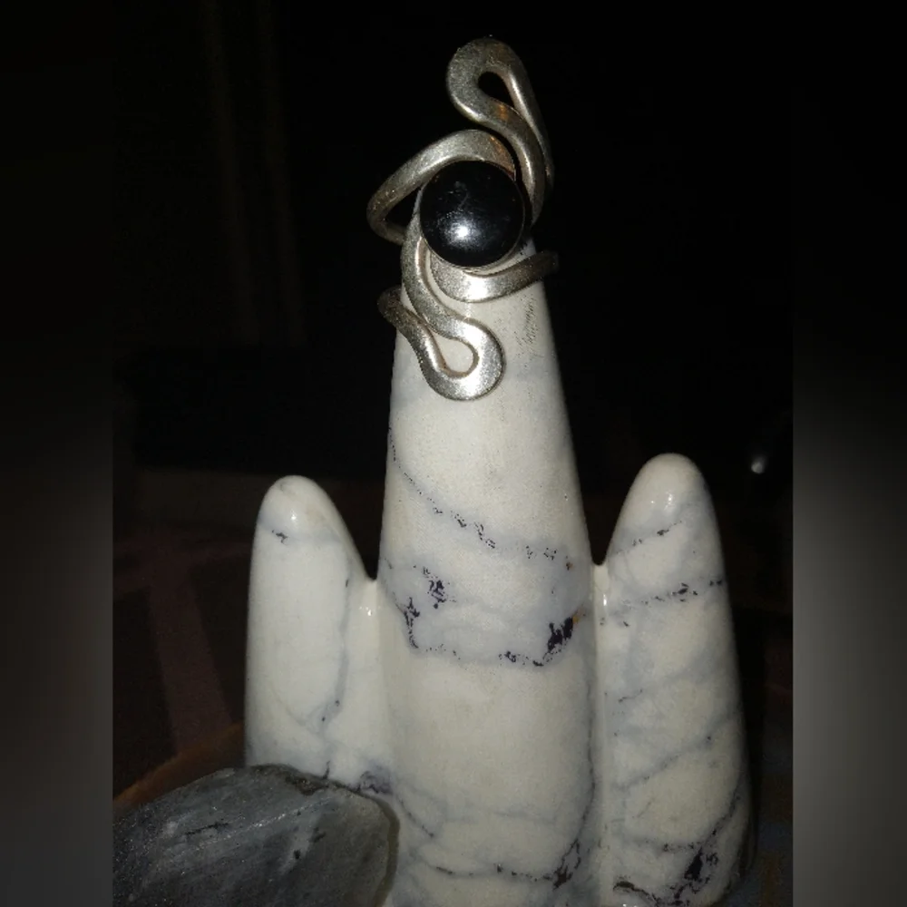925 RING - Picture 1 of 2